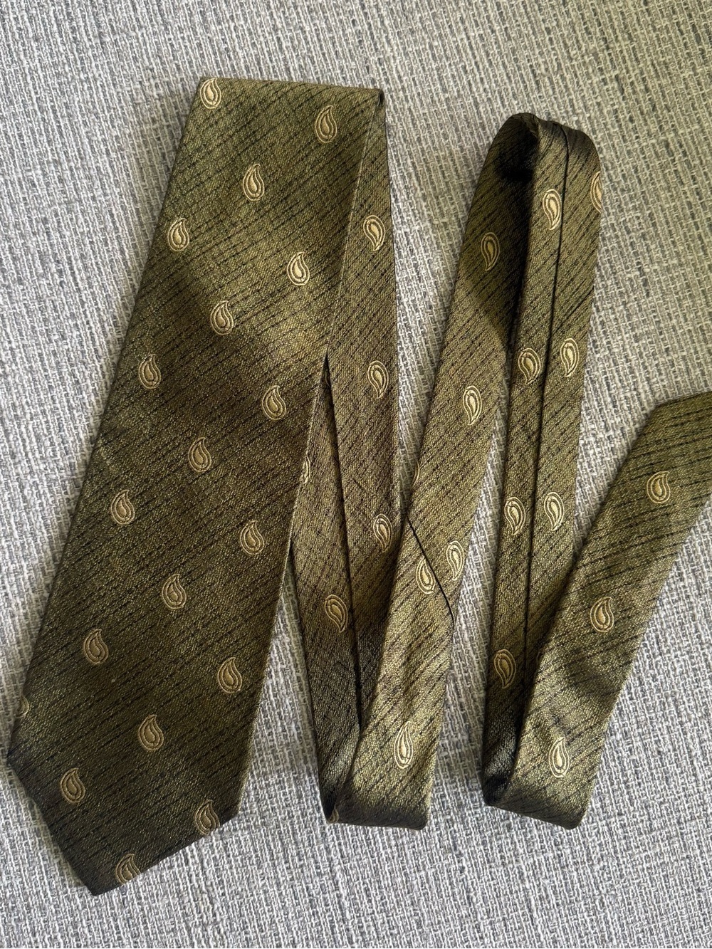 Dior Olive Paisley Silk Tie with Gold Motif
